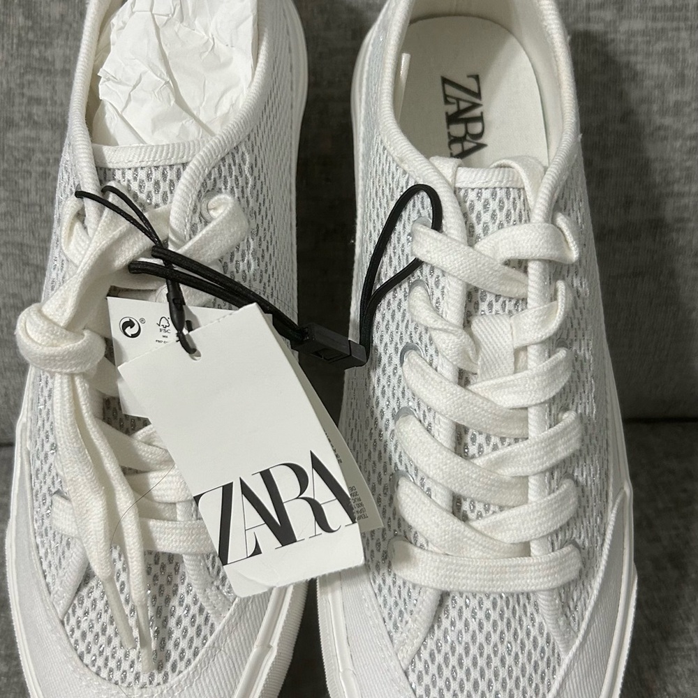 Zara Off-White Mesh Lace-Up Sneakers